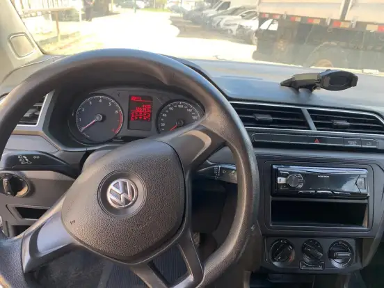 VOLKSWAGEN-SAVEIRO-2023