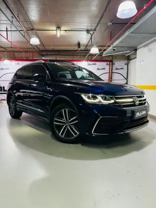 VOLKSWAGEN TIGUAN 2.0 300 TSI GASOLINA ALLSPACE R-LINE AUTOMÁTICO VOLKSWAGEN TIGUAN 2.0 300 TSI GASOLINA ALLSPACE R-LINE AUTOMÁTICO