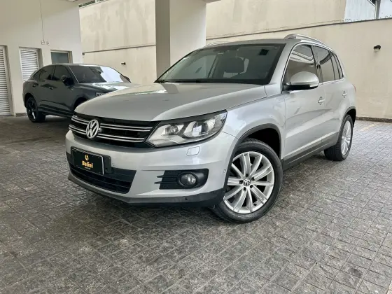VOLKSWAGEN TIGUAN 2.0 TSI 16V TURBO GASOLINA 4P TIPTRONIC VOLKSWAGEN TIGUAN 2.0 TSI 16V TURBO GASOLINA 4P TIPTRONIC