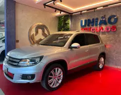 VOLKSWAGEN TIGUAN 2.0 TSI 16V TURBO GASOLINA 4P TIPTRONIC VOLKSWAGEN TIGUAN 2.0 TSI 16V TURBO GASOLINA 4P TIPTRONIC