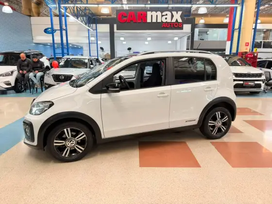 VOLKSWAGEN UP 1.0 170 TSI TOTAL FLEX XTREME 4P MANUAL
