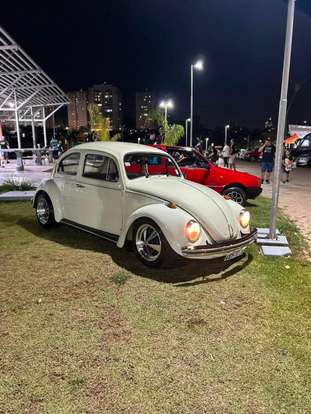 VOLKSWAGEN-FUSCA-1975