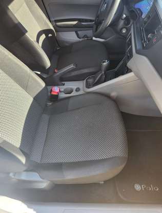 VOLKSWAGEN-POLO-2017