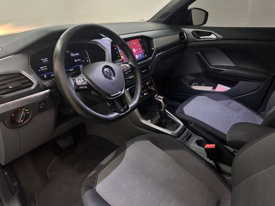 VOLKSWAGEN-T-CROSS-2021