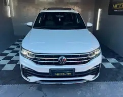VOLKSWAGEN TIGUAN 2.0 300 TSI GASOLINA ALLSPACE R-LINE AUTOMÁTICO VOLKSWAGEN TIGUAN 2.0 300 TSI GASOLINA ALLSPACE R-LINE AUTOMÁTICO