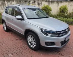 VOLKSWAGEN TIGUAN 2.0 TSI 16V TURBO GASOLINA 4P TIPTRONIC VOLKSWAGEN TIGUAN 2.0 TSI 16V TURBO GASOLINA 4P TIPTRONIC