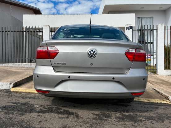VOLKSWAGEN-VOYAGE-1.0 MI 8V FLEX 4P MANUAL VOLKSWAGEN-VOYAGE-2013