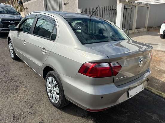 VOLKSWAGEN-VOYAGE-2013