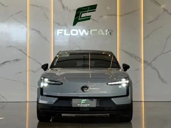 VOLVO-EX30-69 KW ELÉTRICO PLUS VOLVO-EX30-2024