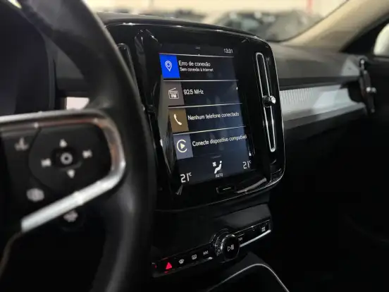 VOLVO-XC40-2.0 T5 GASOLINA MOMENTUM AWD GEARTRONIC VOLVO-XC40-2018