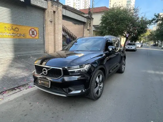 VOLVO XC40 2.0 T5 GASOLINA MOMENTUM AWD GEARTRONIC
