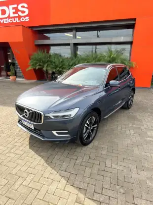 VOLVO-XC60-2021