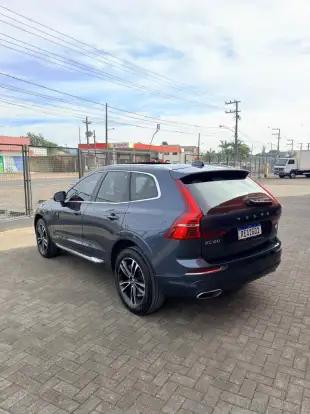VOLVO-XC60-2021