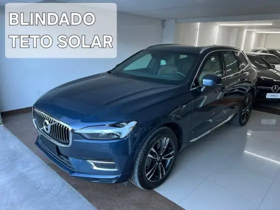 VOLVO XC60 2.0 T8 HYBRID MOMENTUM AWD GEARTRONIC VOLVO XC60 2.0 T8 HYBRID MOMENTUM AWD GEARTRONIC