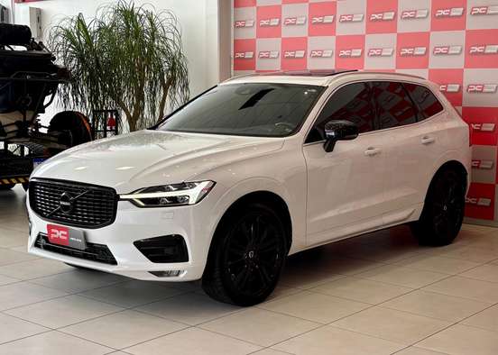 VOLVO-XC60-2017