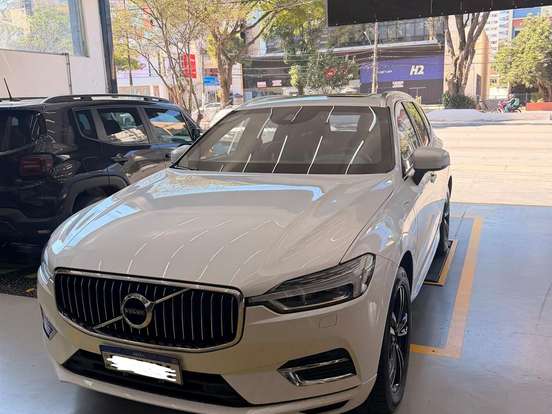 VOLVO-XC60-2.0 T8 HYBRID MOMENTUM AWD GEARTRONIC VOLVO-XC60-2020