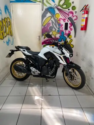 YAMAHA FZ25 FAZER ABS 