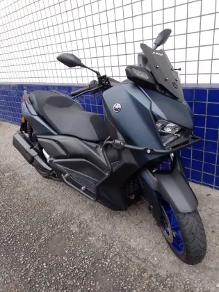 YAMAHA XMAX 250 CONNECTED ABS YAMAHA XMAX 250 CONNECTED ABS