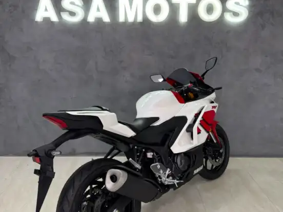 YAMAHA-YZF R3 ABS CONNECTED 70th ANNIVERSARY YAMAHA-YZF R3 ABS CONNECTED 70th ANNIVERSARY-2026