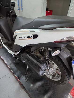 YAMAHA FLUO 125 HYBRID CONNECTED ABS 