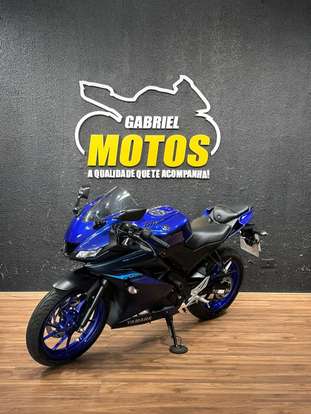 YAMAHA-YZF R15-2025