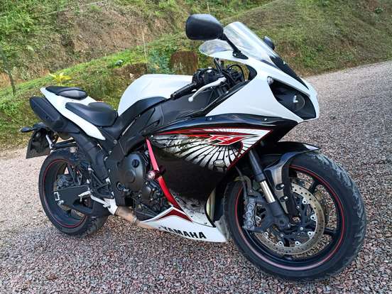 YAMAHA-YZF R1 YAMAHA-YZF R1-2013