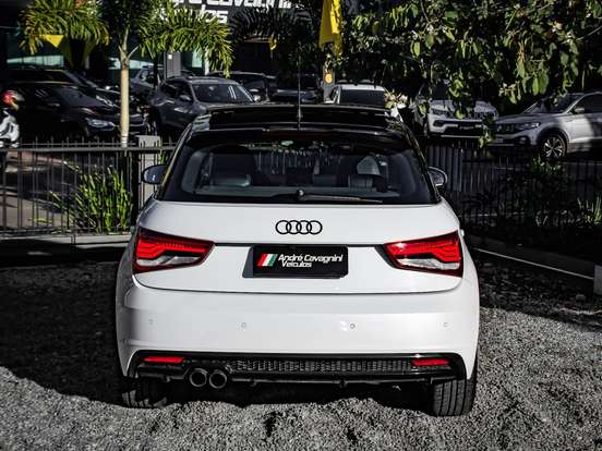 AUDI-A1-1.8 TFSI SPORTBACK AMBITION GASOLINA 4P S-TRONIC AUDI-A1-2015