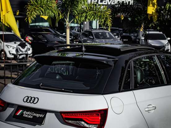 AUDI-A1-2015