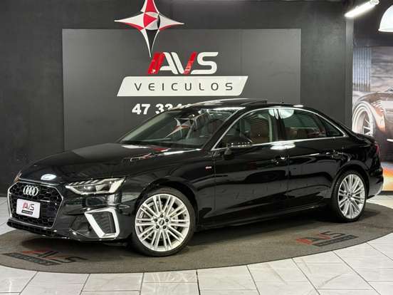 AUDI-A4-2023