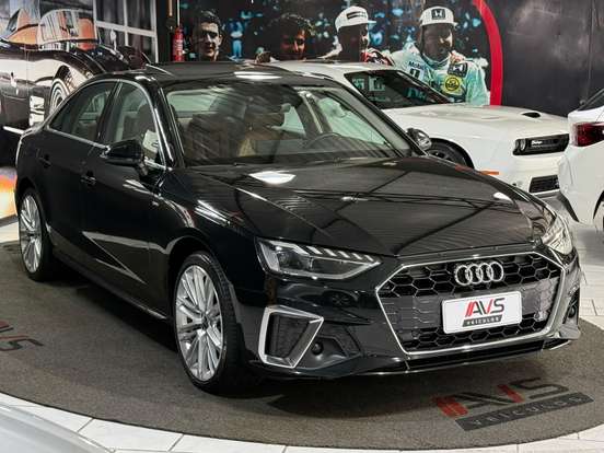 AUDI-A4-2023
