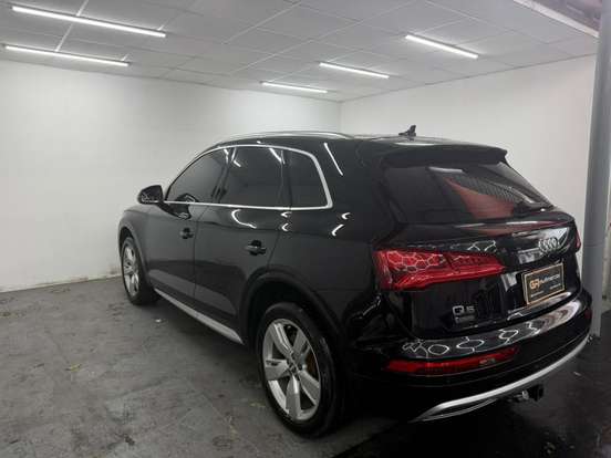 AUDI-Q5-2.0 TFSI GASOLINA AMBIENTE S TRONIC AUDI-Q5-2017