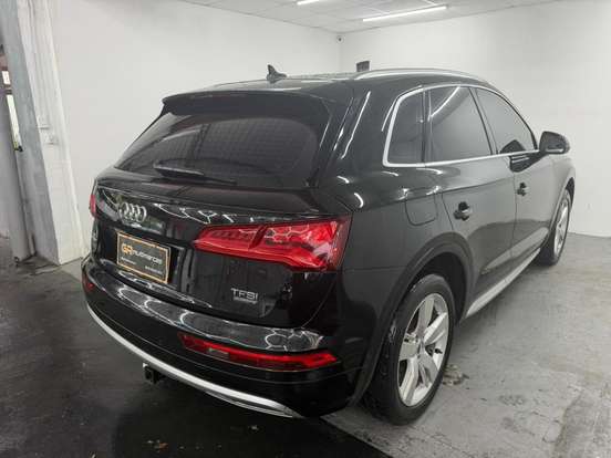 AUDI-Q5-2.0 TFSI GASOLINA AMBIENTE S TRONIC AUDI-Q5-2017