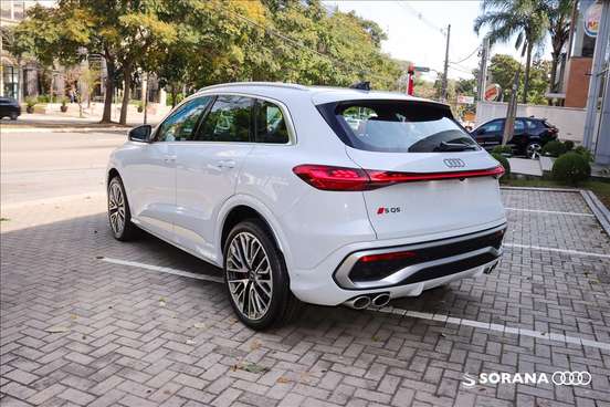 AUDI-SQ5-2025