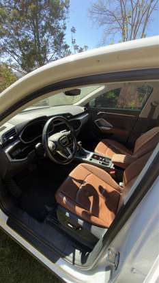 AUDI-Q3-2022
