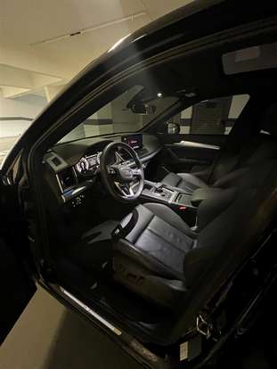 AUDI-Q5-2023