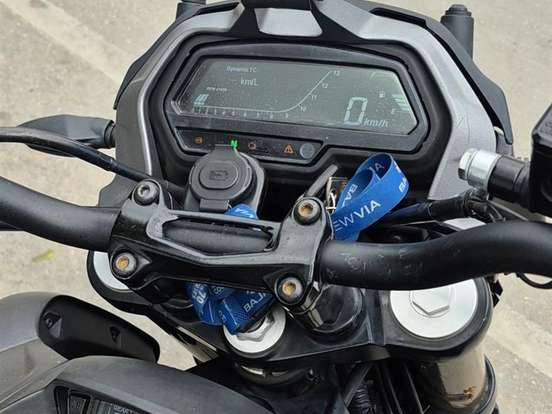 BAJAJ-DOMINAR 400 BAJAJ-DOMINAR 400-2025