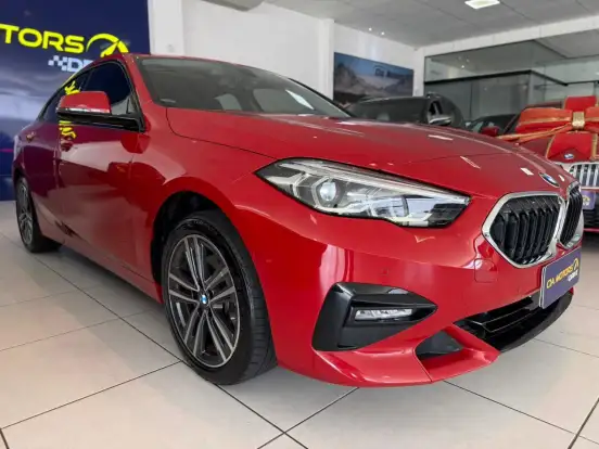 BMW-218i-2021
