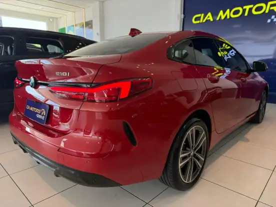 BMW-218i-2021