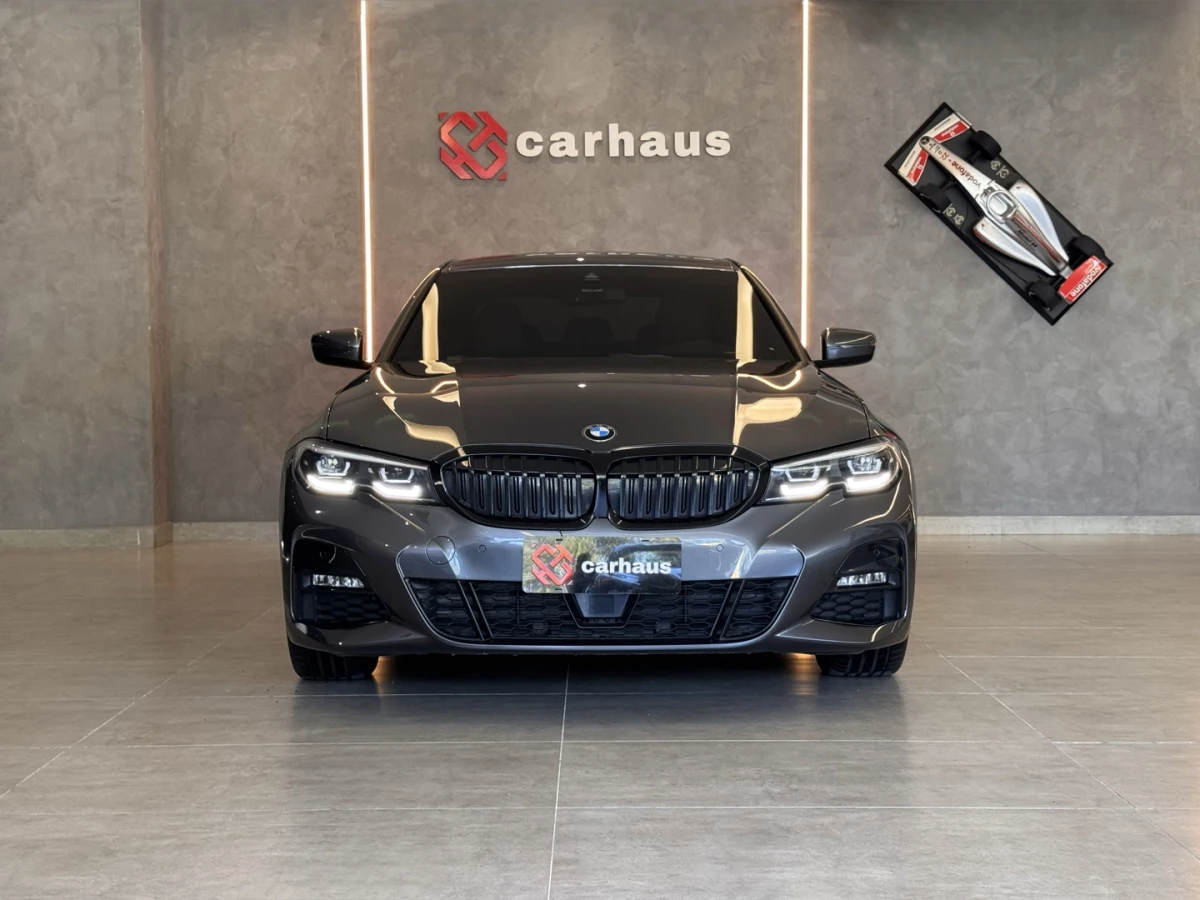 BMW 320i — foto 2