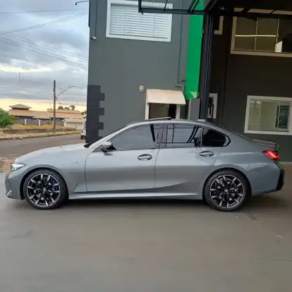 BMW-320i-2025