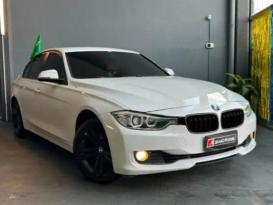 BMW 320i 2.0 16V TURBO GASOLINA 4P AUTOMÁTICO BMW 320i 2.0 16V TURBO GASOLINA 4P AUTOMÁTICO