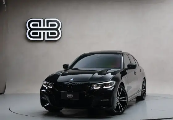 BMW 320i 2.0 16V TURBO GASOLINA M SPORT AUTOMÁTICO BMW 320i 2.0 16V TURBO GASOLINA M SPORT AUTOMÁTICO