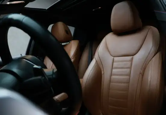 BMW-320i-2020