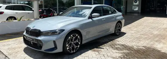 BMW 330e 2.0 16V TURBO HÍBRIDO M SPORT AUTOMÁTICO BMW 330e 2.0 16V TURBO HÍBRIDO M SPORT AUTOMÁTICO