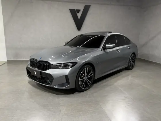 BMW 330e 2.0 16V TURBO HÍBRIDO M SPORT AUTOMÁTICO BMW 330e 2.0 16V TURBO HÍBRIDO M SPORT AUTOMÁTICO