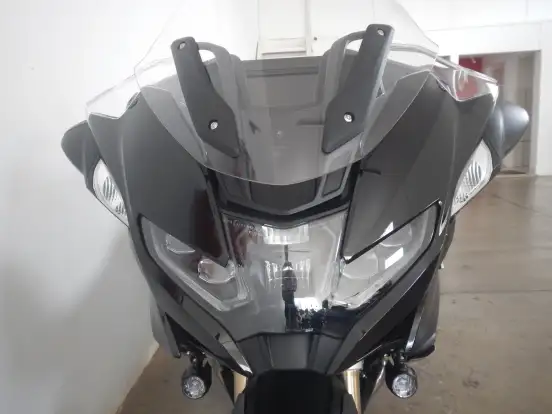 BMW-R 1250 RT TRIPLE BLACK BMW-R 1250 RT TRIPLE BLACK-2022