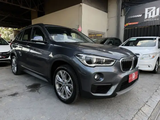 BMW X1 2.0 16V TURBO ACTIVEFLEX SDRIVE20I 4P AUTOMÁTICO BMW X1 2.0 16V TURBO ACTIVEFLEX SDRIVE20I 4P AUTOMÁTICO