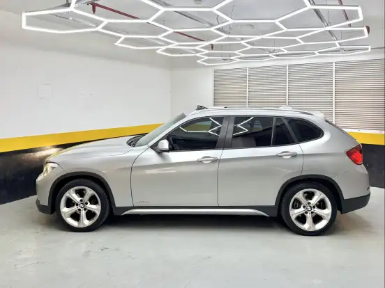 BMW-X1-2.0 16V TURBO GASOLINA SDRIVE20I 4P AUTOMÁTICO BMW-X1-2014