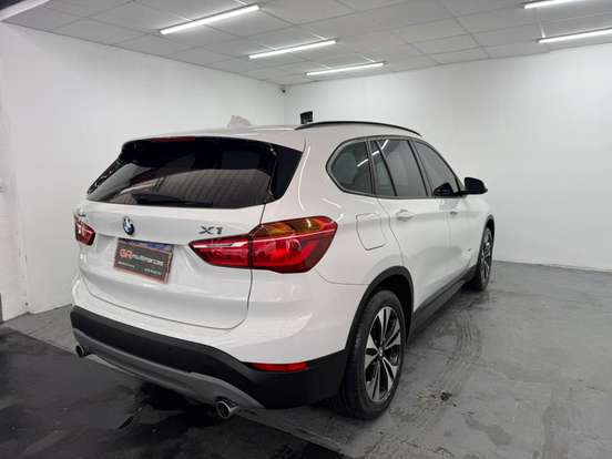 BMW-X1-2.0 16V TURBO ACTIVEFLEX SDRIVE20I 4P AUTOMÁTICO BMW-X1-2017