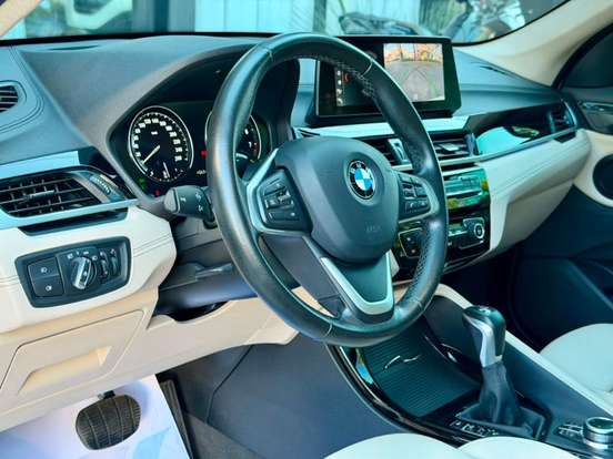 BMW-X1-2.0 16V TURBO ACTIVEFLEX SDRIVE20I X-LINE 4P AUTOMÁTICO BMW-X1-2019